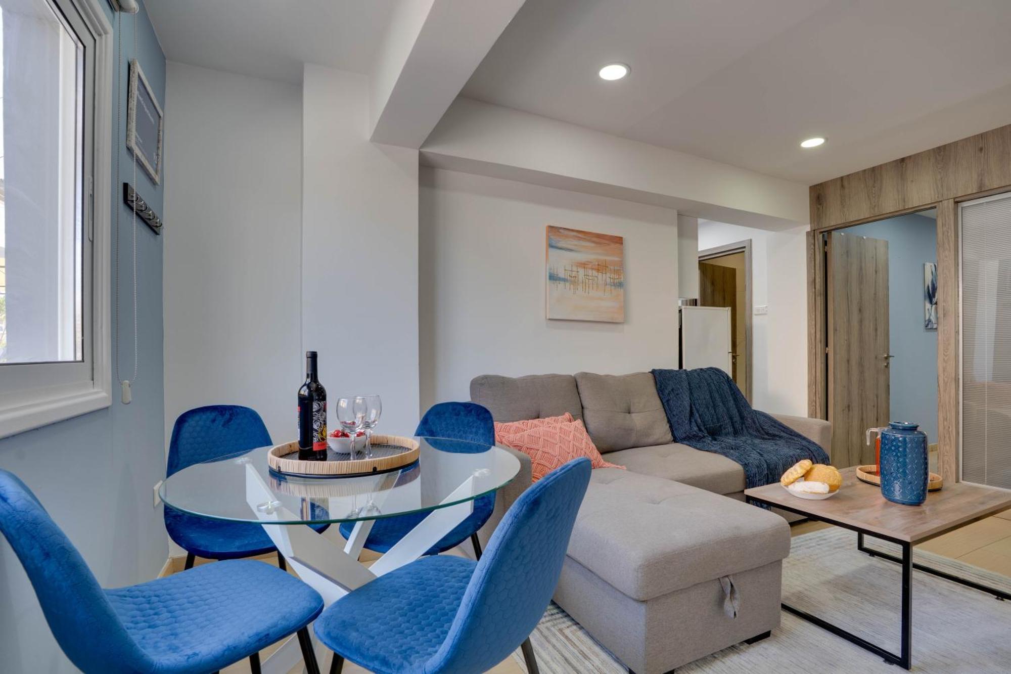 Atlantis Apartments 50M From Makenzy Seafront Ларнака Экстерьер фото